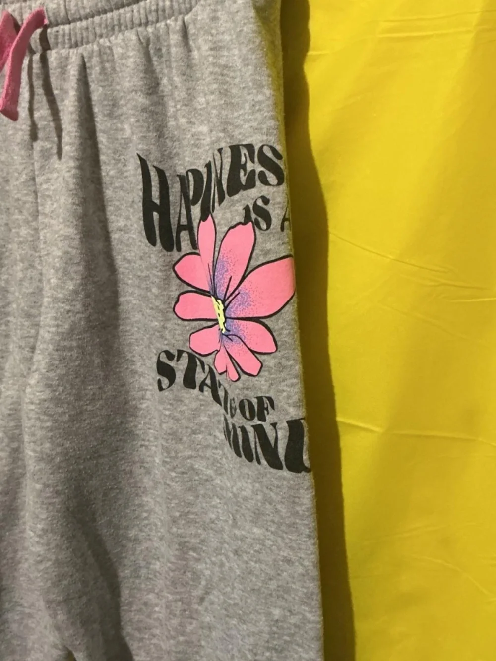 Justice Sweatpants, Girls Size Large, “HAPPINESS IS A STATE OF MIND”